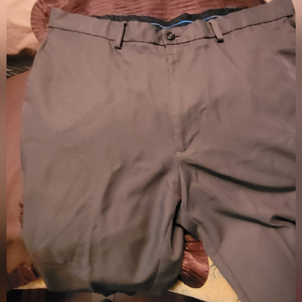 Used hagger Cool 18®  dress PantClassic Fit, Flat Front, Hidden Expandable Waist